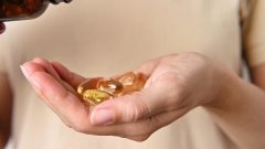 复合维生素鱼肝油胶丸